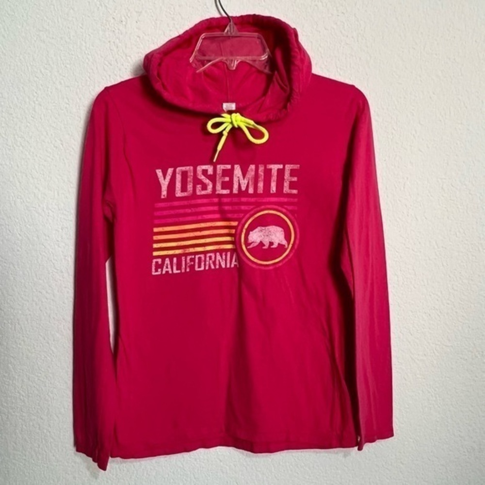 Yosemite California Pink Hoodie Long Sleeve T-Shirt Graphic Cotton Small
